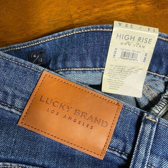 Lucky Brand-NWT “Drew” hi-rise mom jean size 14/32. Just enough distressing! NWT - Picture 2 of 11